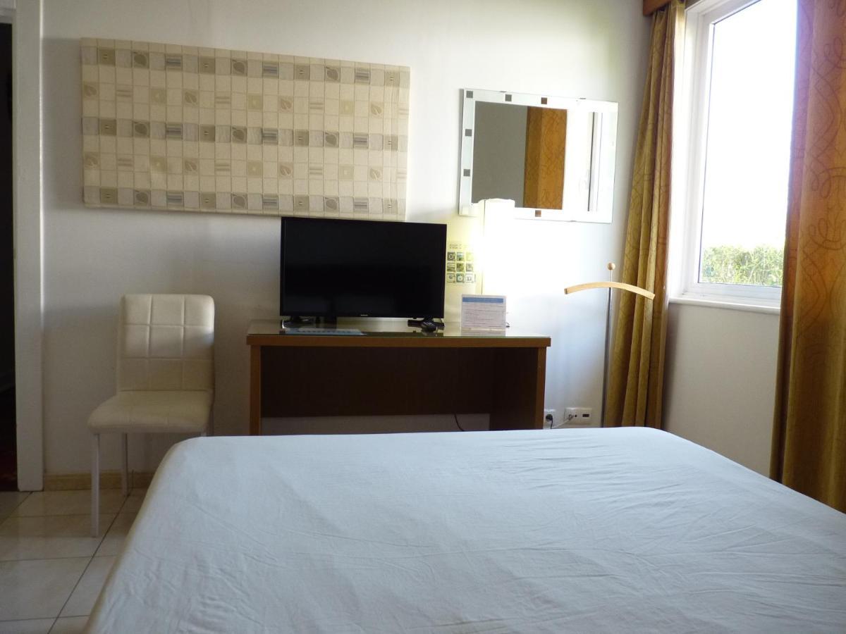 Azores Garden House - Private Suites & Apartments - Automatic Self Check-In Ponta Delgada  Luaran gambar